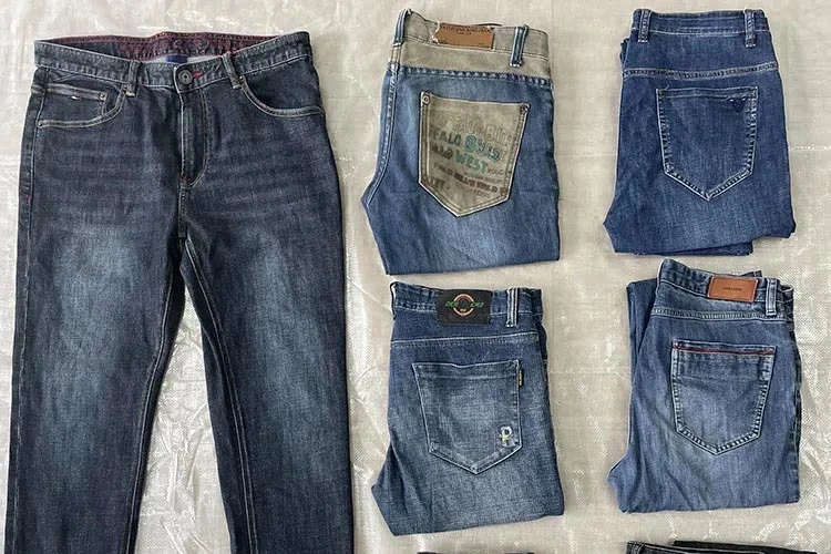 Correspondance des couleurs des jeans pour hommes