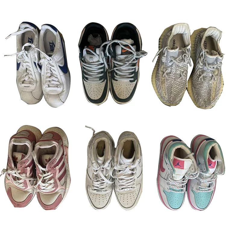 Chaussures internationales pour dames d'occasion