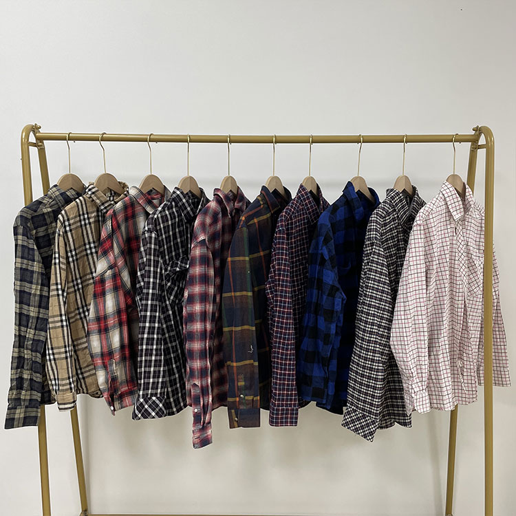 Chemise à manches longues à carreaux pour hommes d'occasion